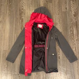 Grey rain jacket with pink lining & removable hood